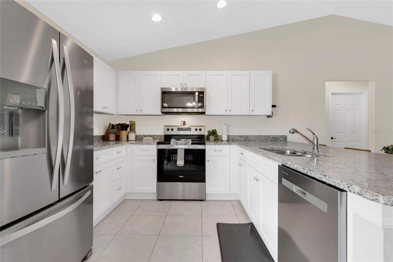 3 bedroom Single Family Residence at 1725 NE 160th Place, Citra Highlands, Citra — photo 3