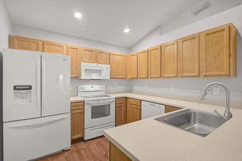4240 Malickson Drive, Parrish FL - photo 10 of 42