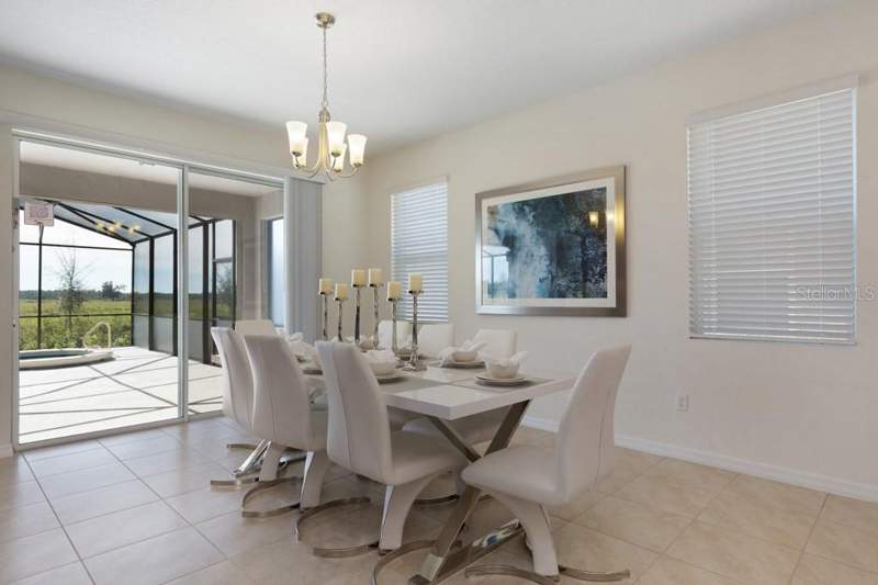 5 bedroom Single Family Residence at 8012 Oak Shadow Court, Solterra Ph 2A2, Davenport — photo 4