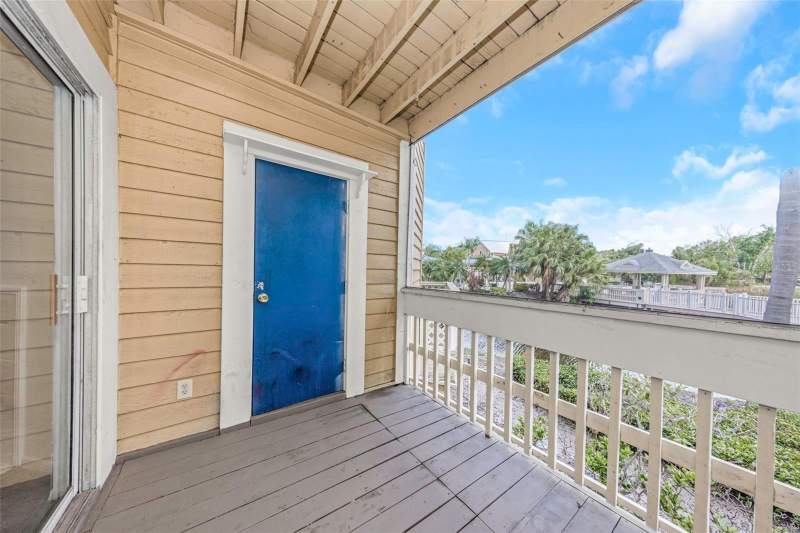 1 bedroom Condominium at 115 112TH AVENUE #703, BRIDGEWATER PLACE CONDO, ST PETERSBURG — photo 4
