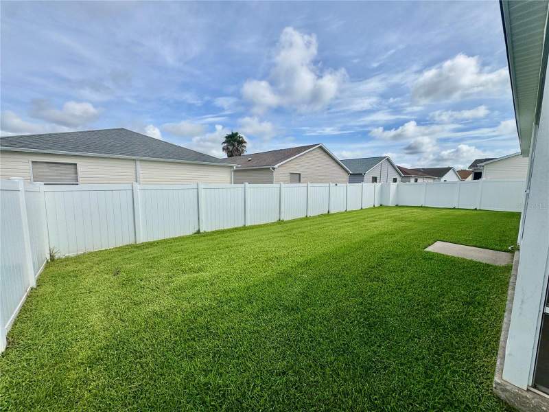 2 bedroom Single Family Residence at 892 Nash Loop, Villages Of Sumter, The Villages — photo 4