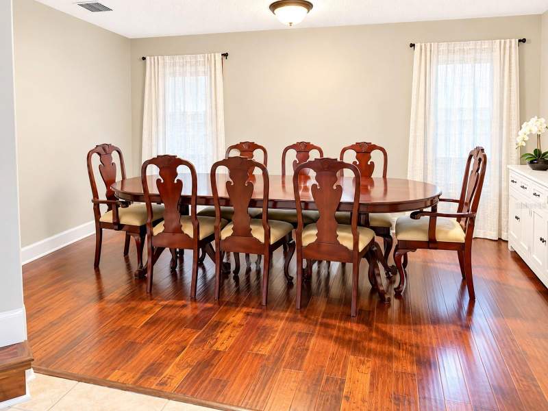 5 bedroom Single Family Residence at 2927 Curving Oaks Way, Cypress Lakes Pcls H & I, Orlando — photo 4