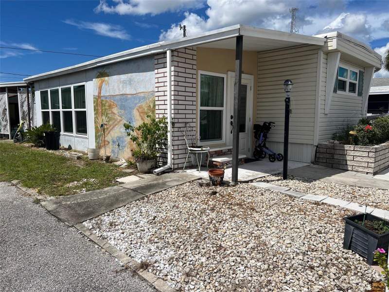 2 bedroom Mobile Home at 6580 Seminole Boulevard #204, Holiday Village Co-Op M/H Unrec, Seminole — photo 4