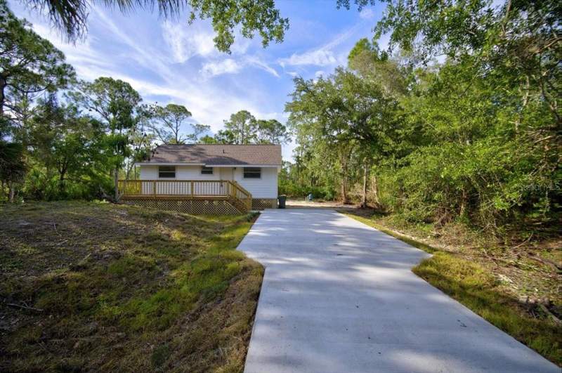 2 bedroom Single Family Residence at 28060 Chrysalis Drive, Trop G A, Punta Gorda — photo 2