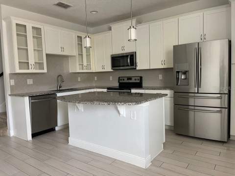 14284 Swanley Street, Orlando FL - photo 6 of 36