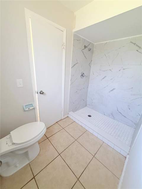 336 Montgomery Court, Kissimmee FL - photo 18 of 28