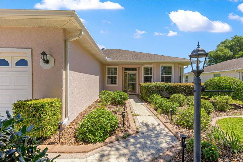 3 bedroom Single Family Residence at 9317 SW 94th Loop, On Top Of The World-Windsor, Ocala — photo 2