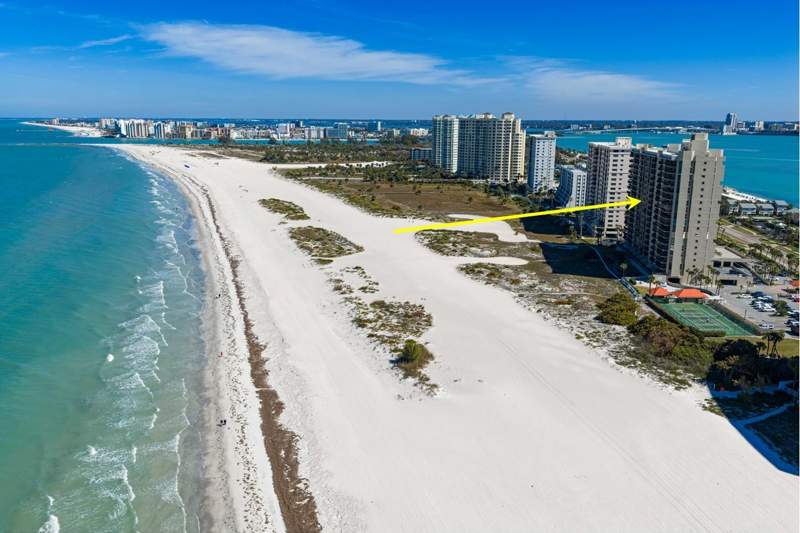 2 bedroom Condominium at 1290 GULF BOULEVARD #1002, LIGHTHOUSE TOWERS CONDO, CLEARWATER — photo 4