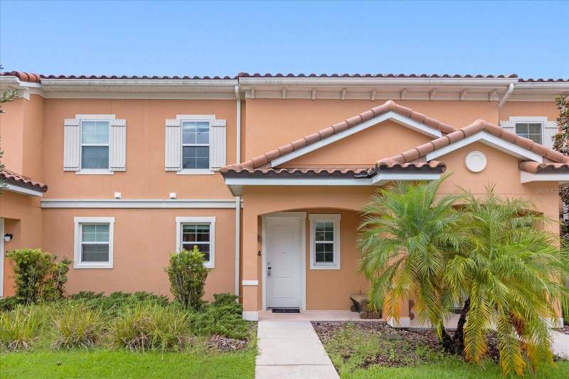 2 bedroom Townhouse at 2634 CORVETTE LANE, REGAL OAKS AT OLD TOWN, KISSIMMEE — photo 1