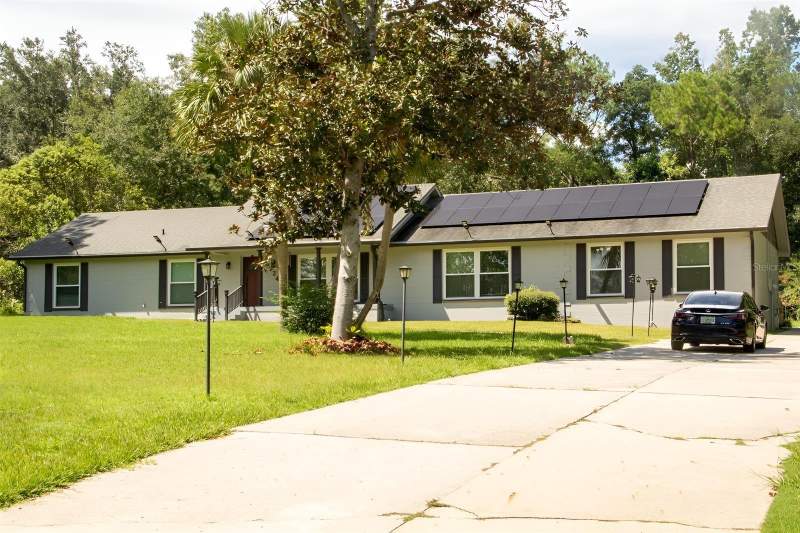 5 bedroom Single Family Residence at 8424 NW 2 Place, Buckingham East Unit 2, Gainesville — photo 2