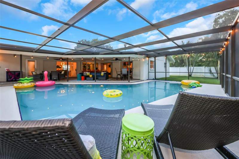 5 bedroom Single Family Residence at 14221 N 82nd Avenue, Bayhaven 2nd Add, Seminole — photo 3