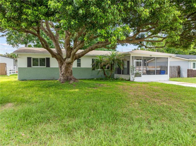224 CALIFORNIA AVENUE home for sale in Sunny Acres Homes for Sale: 2 Homes, From $325K