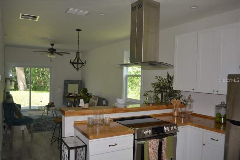 2 bedroom Single Family Residence at 2221 Sipes Avenue Avenue, Midway Packards 1st Add To Midway, Sanford — photo 5