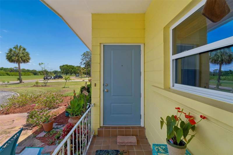 3 bedroom Single Family Residence at 2110 Fairway Avenue, Lakewood Estates Sub Of Tr 14, St Petersburg — photo 4