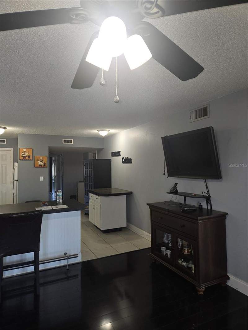 2 bedroom Condominium at 6400 46th Avenue #305, Willow Lake Bldg 5 Condo, Kenneth City — photo 4