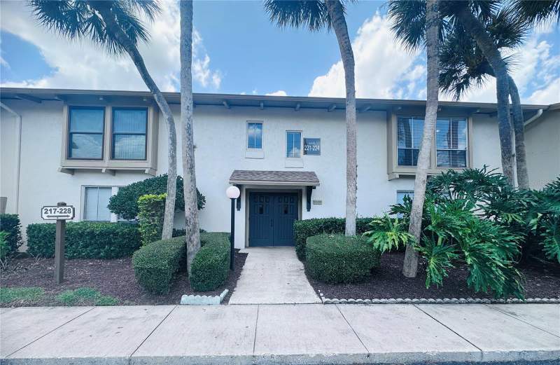 2 bedroom Condominium at 200 Maitland Avenue #224, Capistrano, Altamonte Springs — photo 2