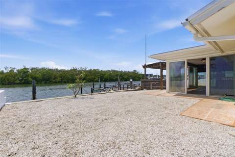 1421 Sea Gull Drive, St Petersburg FL - photo 20 of 53