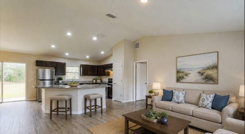3 bedroom Single Family Residence at 10 Juniper Trail, Silver Spgs Shores Un 25, Ocala — photo 2