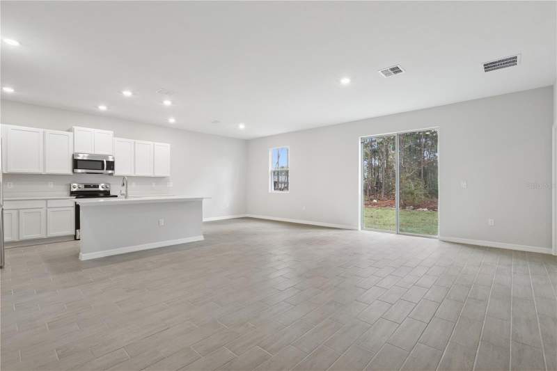 4 bedroom Single Family Residence at 17094 SW 20th Ct Road, Marion Oaks Unit 4, Ocala — photo 4