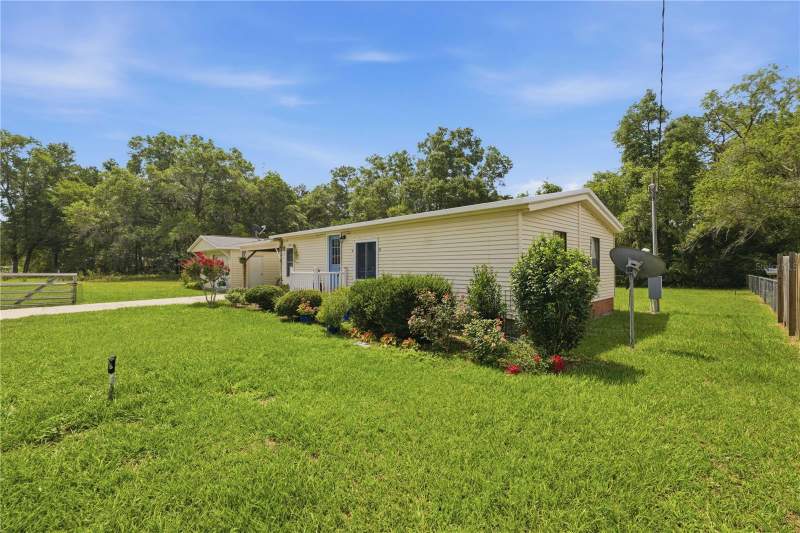 2 bedroom Manufactured Home at 11140 SW 109th Place, Rainbow Spgs Heights, Dunnellon — photo 4