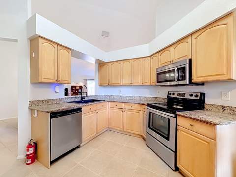 13436 Silvercreek Drive, Riverview FL - photo 19 of 36