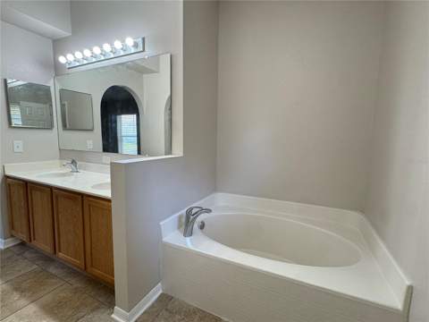 357 Squires Grove Drive, Winter Haven FL - photo 10 of 18