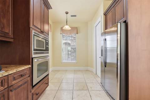877 Desert Mountain Court, Kissimmee FL - photo 12 of 43