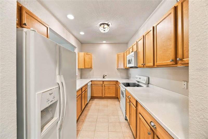 3 bedroom Condominium at 7254 David Boulevard, Comm David Four Condo, Port Charlotte — photo 4