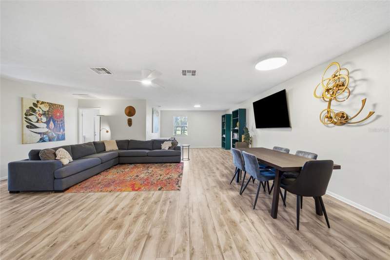 4 bedroom Single Family Residence at 12234 Phyllis Lane, Hudson, Hudson — photo 4
