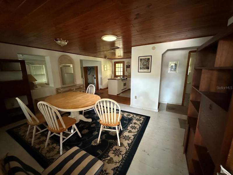 3 bedroom Single Family Residence at 965 Palmetto Drive, Harbor Hill Park, Safety Harbor — photo 3