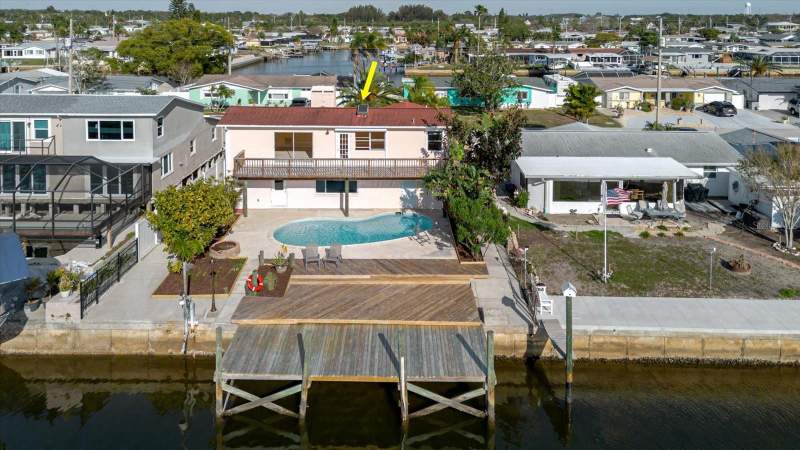 3 bedroom Single Family Residence at 12825 5th Isle, Leisure Beach, Hudson — photo 5