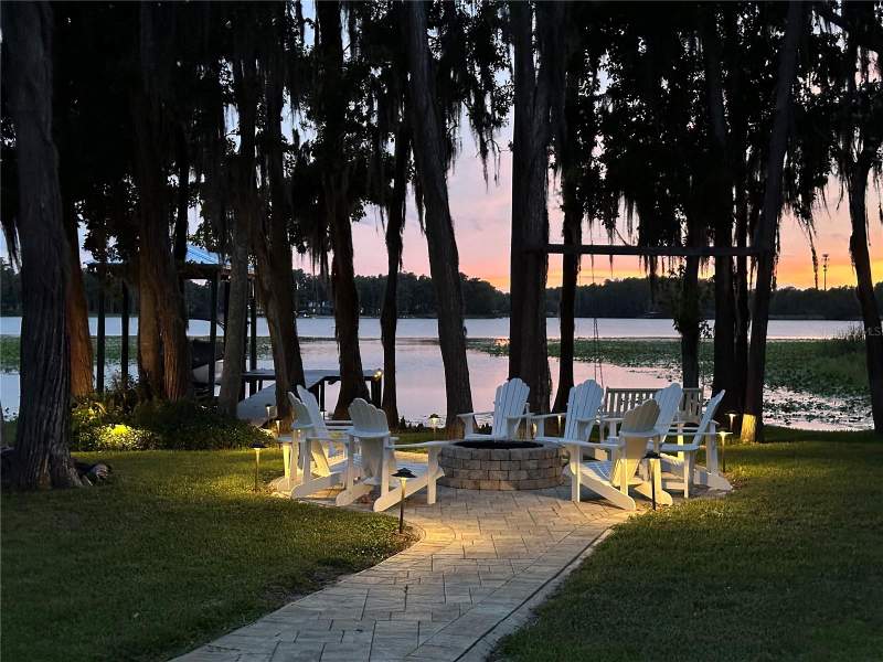5 bedroom Single Family Residence at 5035 Conner Drive, Conners Lake Front Estates, Land O Lakes — photo 4