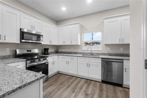 5017 Finders Court, Tampa FL - photo 10 of 40