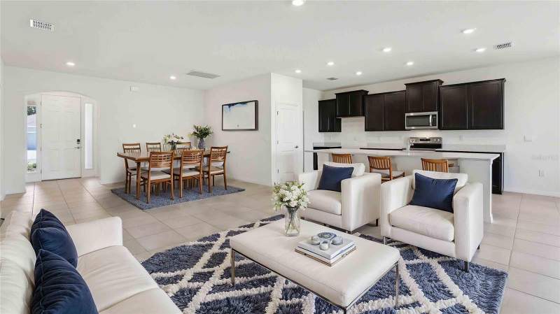 3 bedroom Single Family Residence at 3014 Canopy Oak Boulevard, Twisted Oaks, Wildwood — photo 2