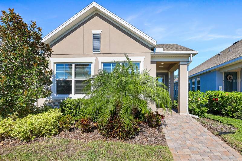 13892 KINGFISHER GLEN DRIVE home for sale in Fiishhawk Ranch West