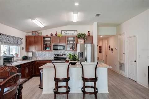3200 Casa Del Rey Avenue, Kissimmee FL - photo 6 of 29