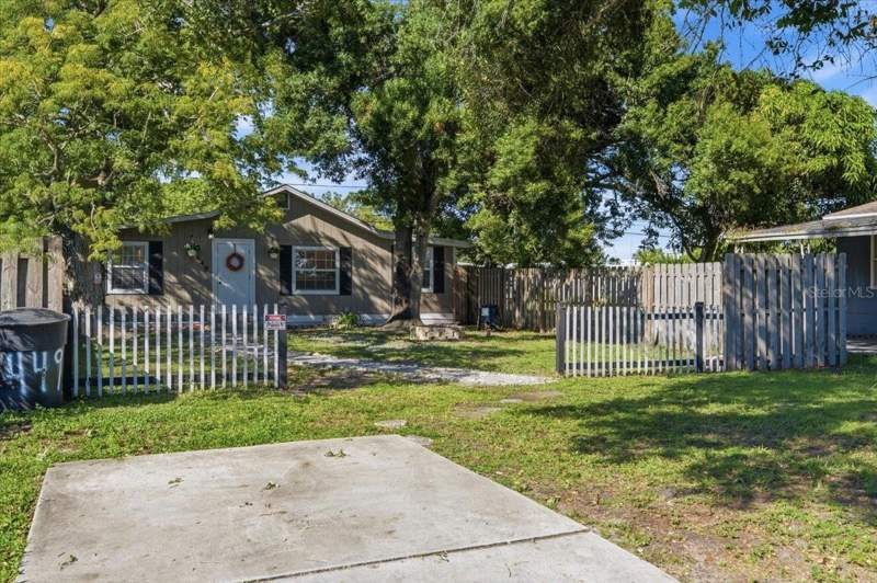 3 bedroom Single Family Residence at 449 38th Avenue, Curns W J Sub, St Petersburg — photo 4