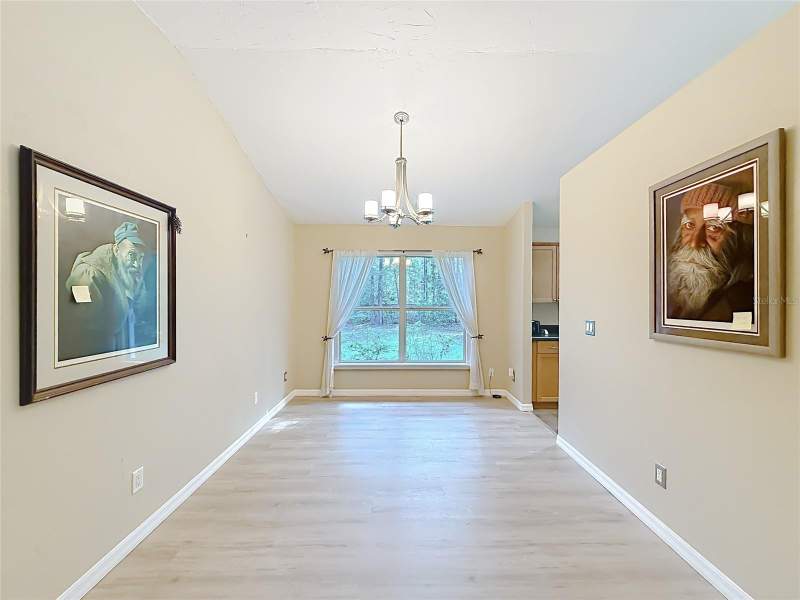 3 bedroom Single Family Residence at 13350 SW 61st Place Road, Rolling Hills 05, Ocala — photo 5