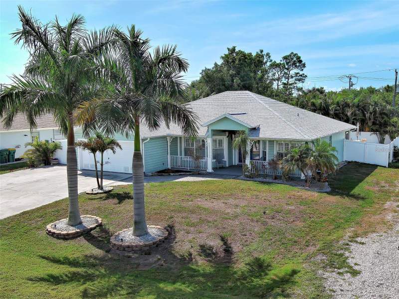 3 bedroom Single Family Residence at 13679 Drysdale Avenue, Port Charlotte Sec 052, Port Charlotte — photo 2