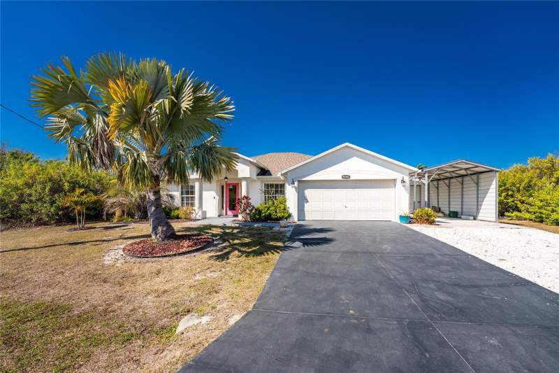 3 bedroom Single Family Residence at 9300 Miami Circle, Port Charlotte Sec 071, Port Charlotte — photo 2