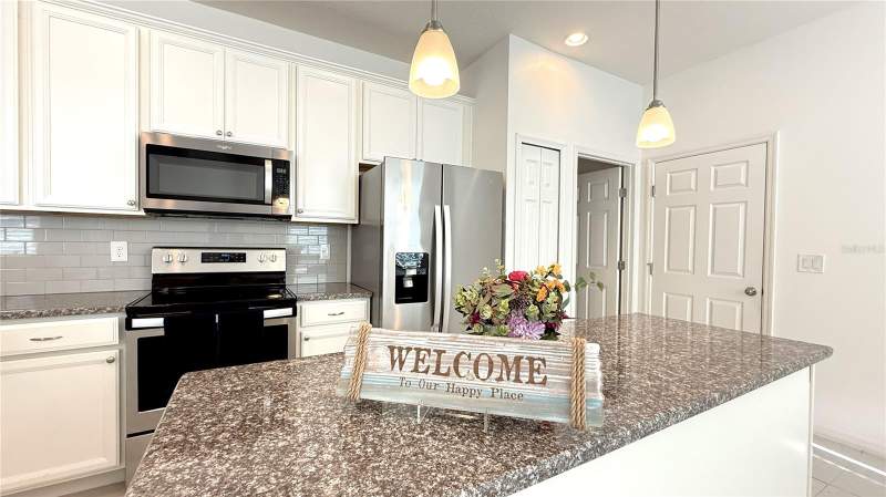 3 bedroom Townhouse at 2636 Sedge Grass Way, Sawgrass Lndgs, Orlando — photo 3