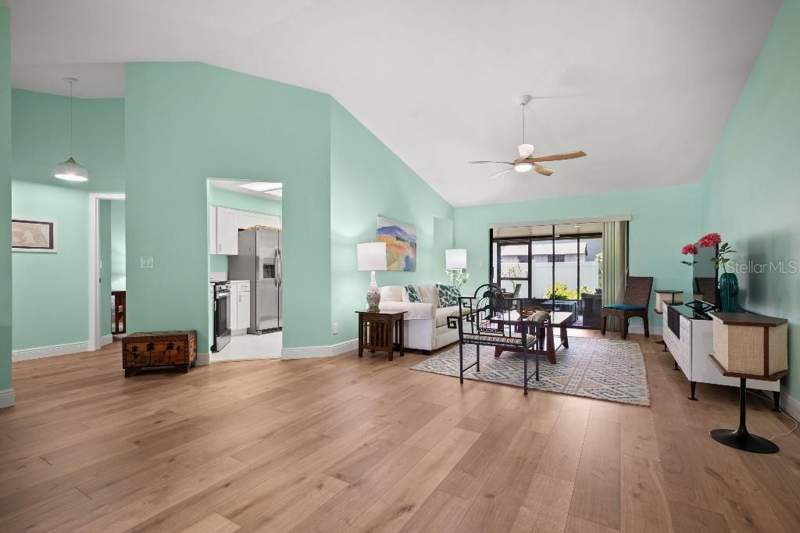 3 bedroom Single Family Residence at 2109 Cypress Point Drive, Cypress Point, Clearwater — photo 3