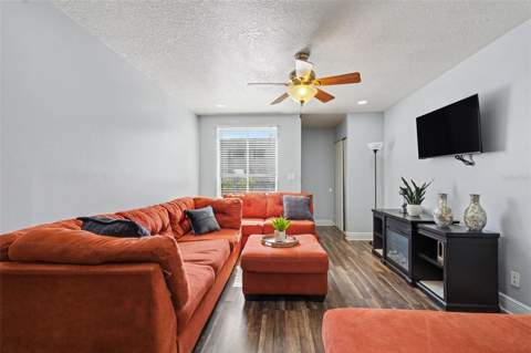 4505 La Capri Court, Tampa FL - photo 6 of 6