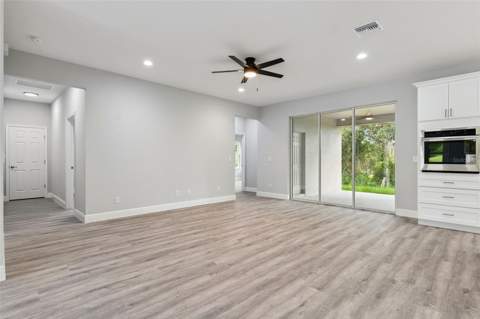 2043 Watersedge Drive, Deltona FL - photo 8 of 34