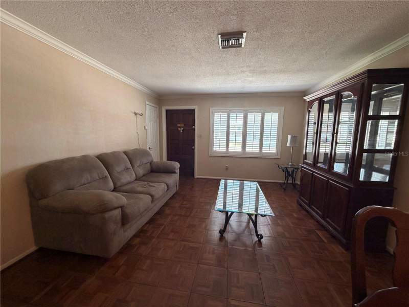 3 bedroom Single Family Residence at 6440 APPIAN WAY, ENGELWOOD PARK, ORLANDO — photo 4
