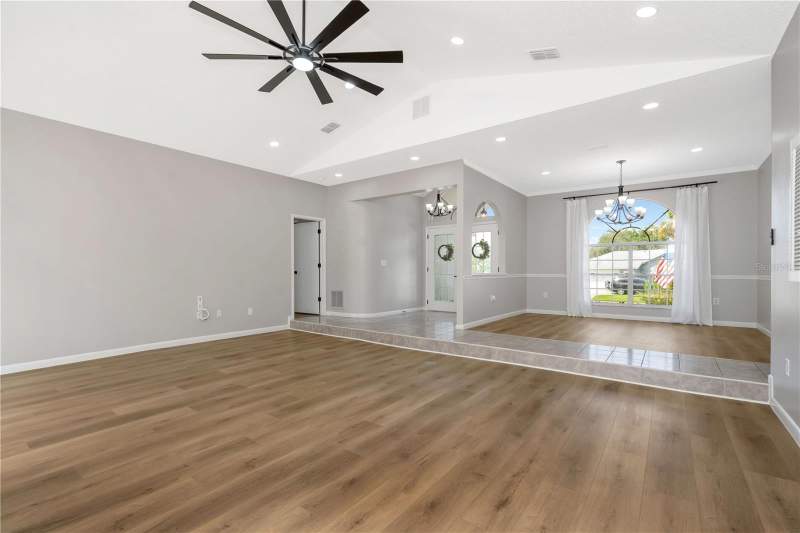 3 bedroom Single Family Residence at 13640 Morning Court, Millwood Village, Hudson — photo 3