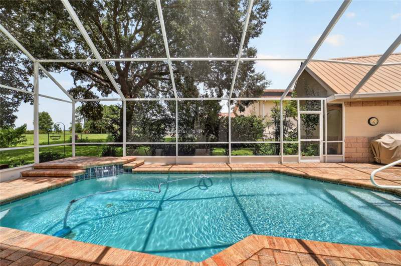 3 bedroom Single Family Residence at 9726 SE 70th Terrace, Leeward Air Ranch Un 04, Ocala — photo 2