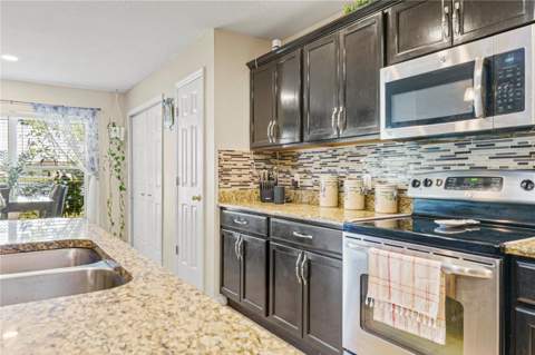 4071 Flowering Peach Lane, St Cloud FL - photo 15 of 46