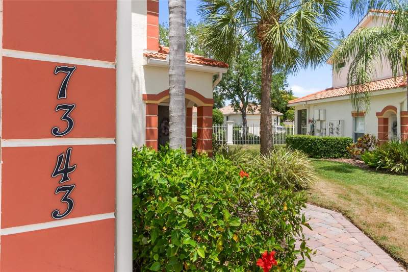 2 bedroom Condominium at 7343 Fountain Palm Circle #na, Palm Grove, Bradenton — photo 5