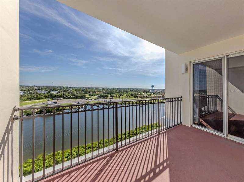 2 bedroom Condominium at 167 Tampa Avenue #813, The Waterfront On Venice Islnd, Venice — photo 5